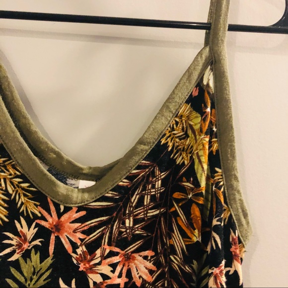 Tropical Bodysuit - Picture 3 of 7